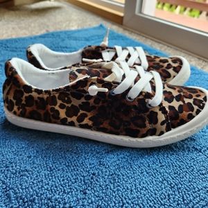 Forever Link Leopard Comfort Sneakers 9 NIB!